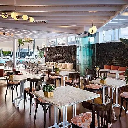 Aparthotel Fariones