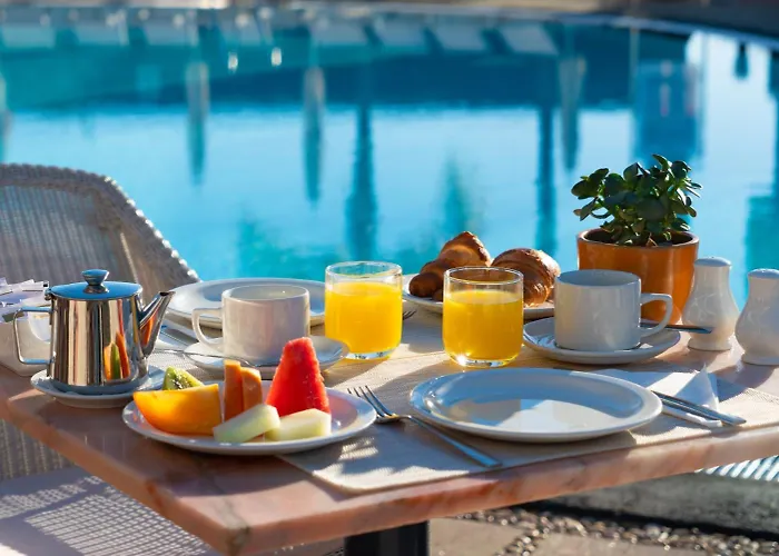 Апартаменти Fariones *